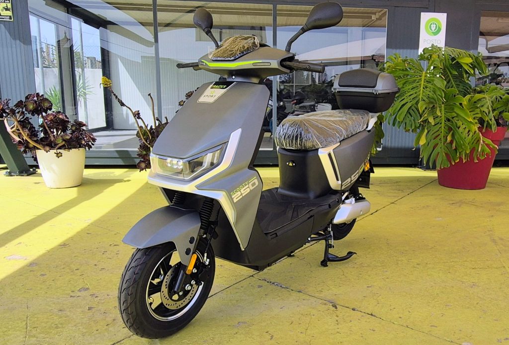 Raider SCOOTY250 72v