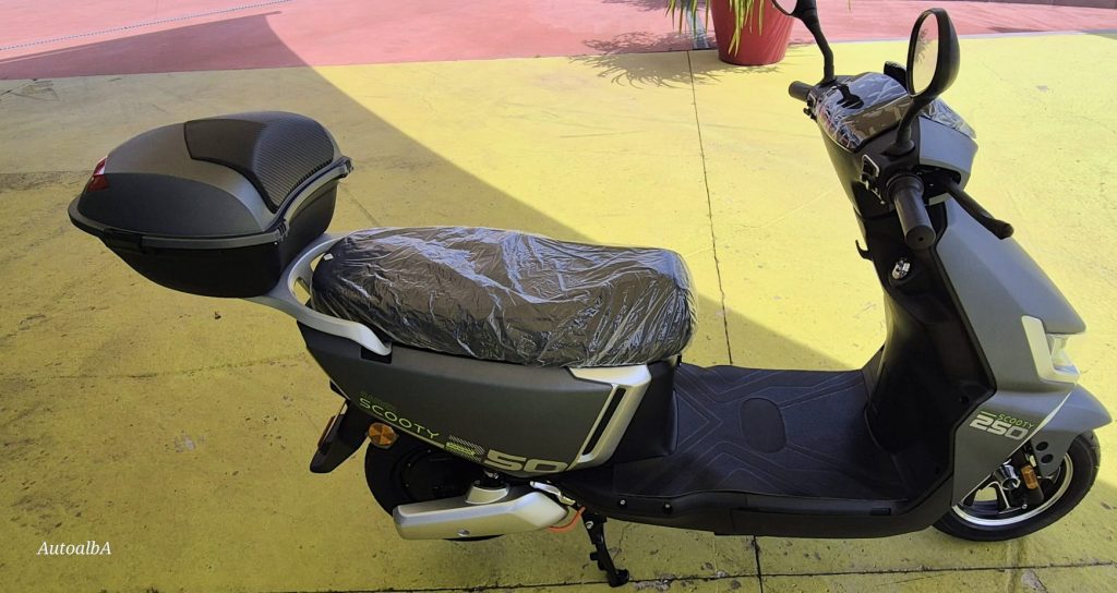 Raider SCOOTY250 72v